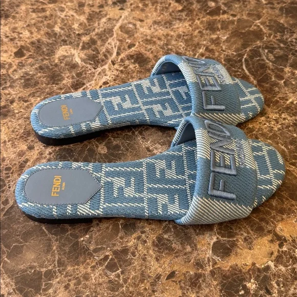 Fendi denim logo sandals flats slides blue striped canvas sz 38 - Picture 4 of 9